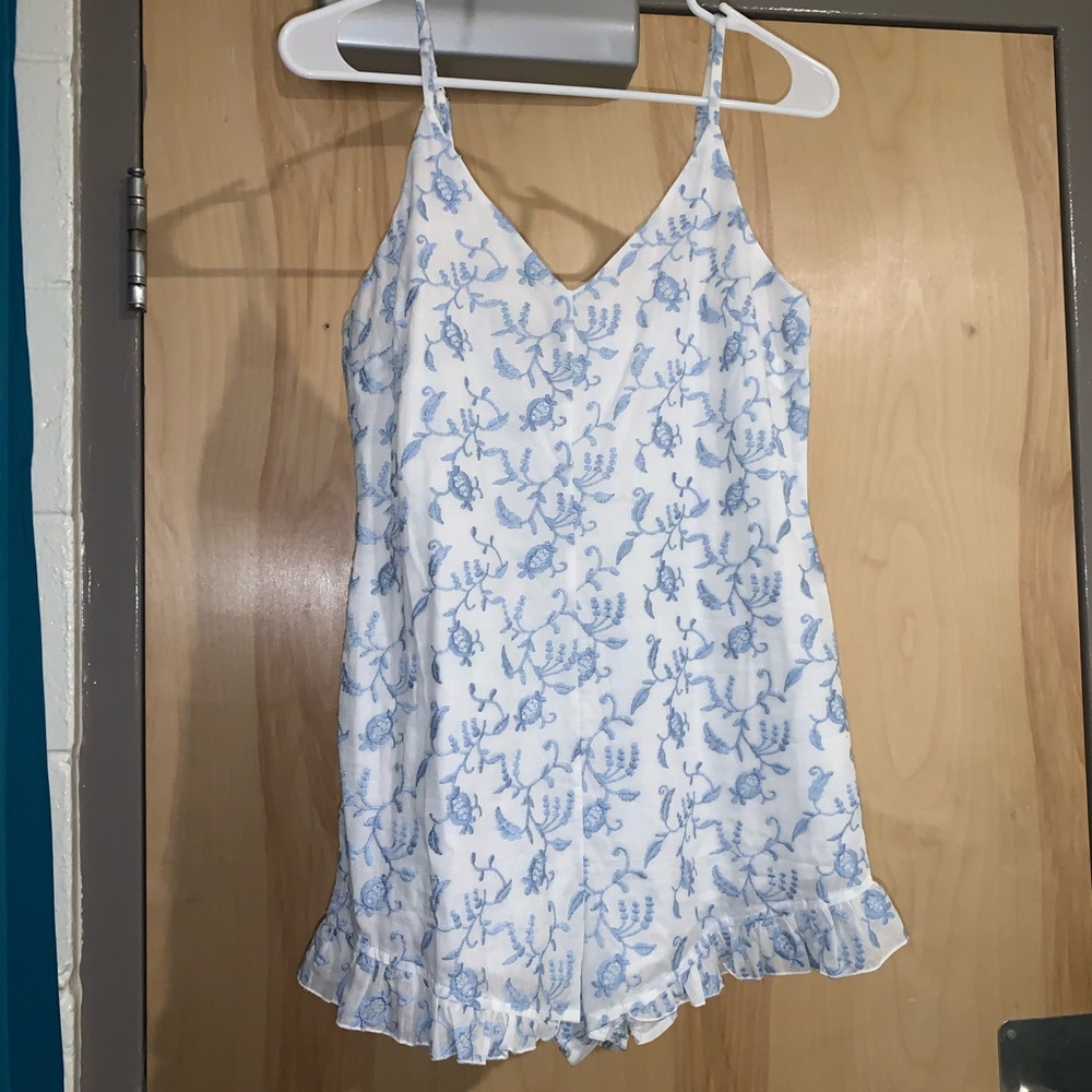 kendall and kylie pacsun white and blue romper